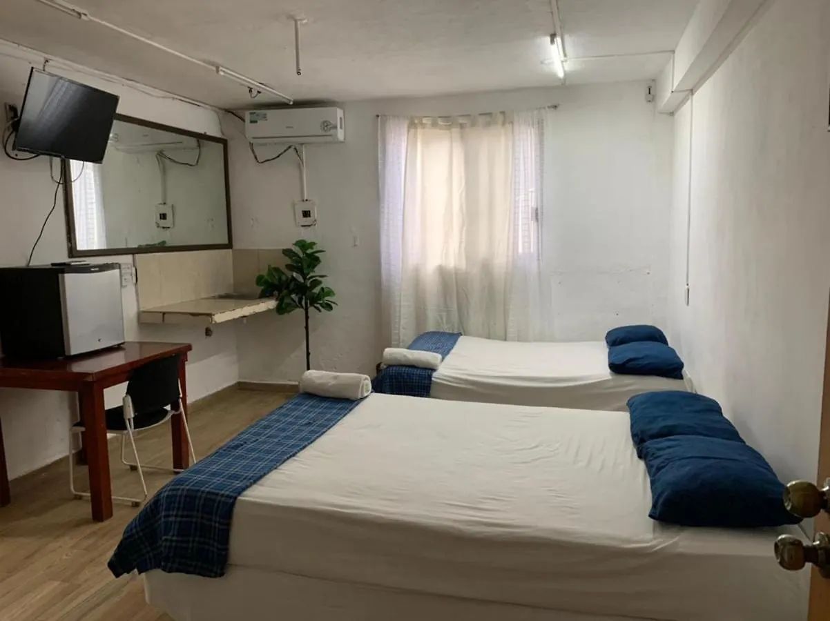 Homestay Habitaciones 3 Amigos Playa del Carmen