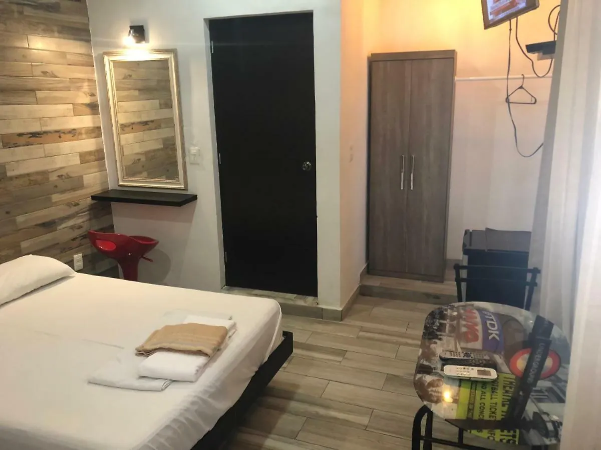 Homestay Habitaciones 3 Amigos Playa del Carmen